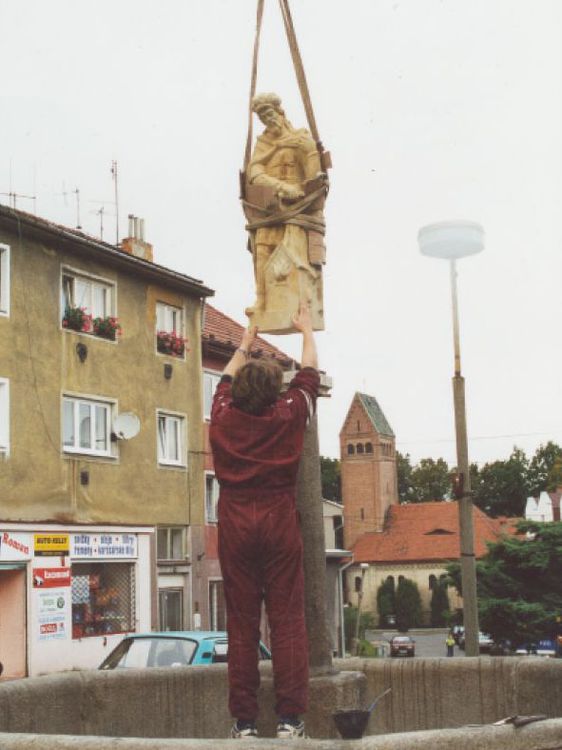 Kašna se sochou sv. Floriána, Kynšperk nad Ohří, kamenosochařská práce